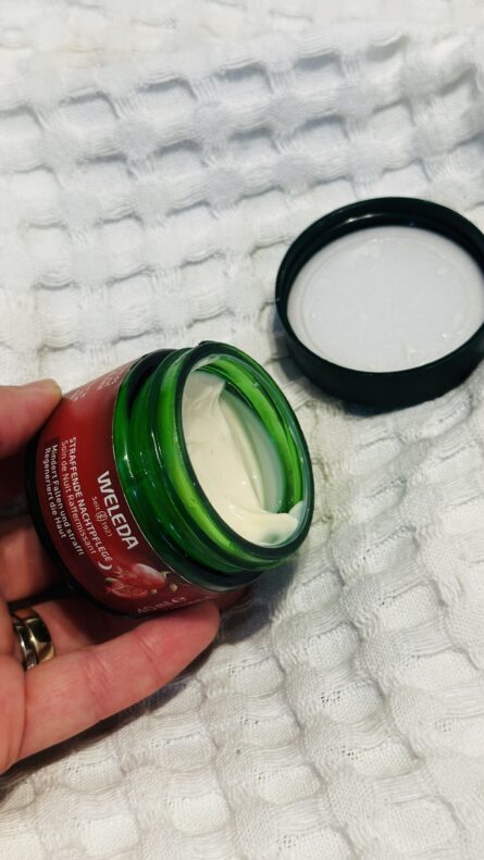 Weleda pinguldav öökreem Straffendes Granaatõun 40ml