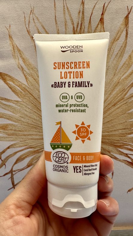Orgaaniline päikesekaitselosjoon nähtamatu tsingiga kogu perele SPF30